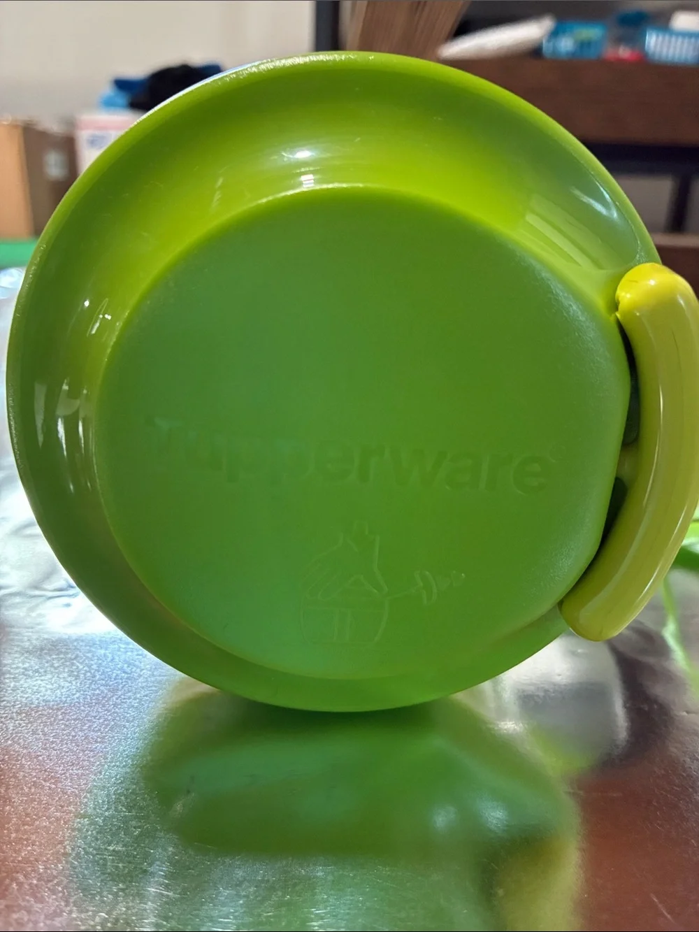 Green Handheld Food Chopper and Mixer - Tupperware